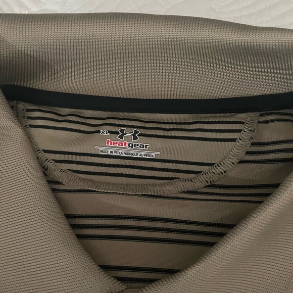 Under Armour golf shirt - Picture 4 of 4